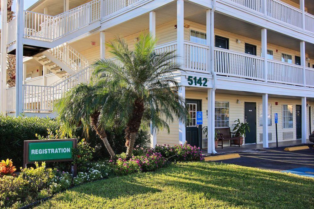 Intown Suites Extended Stay Select Corpus Christi Tx Exterior photo